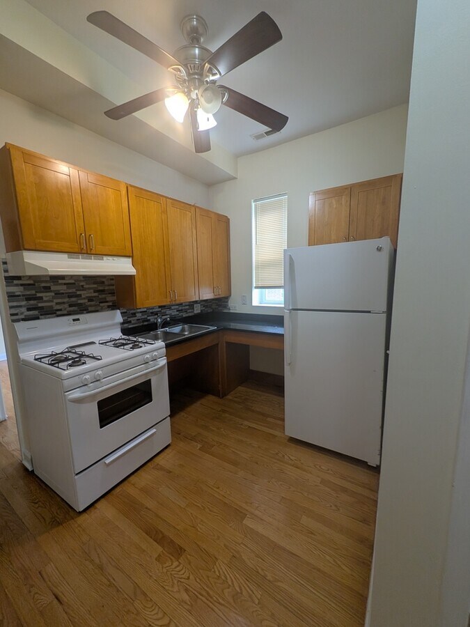 Photo - 5031 S Hermitage Ave