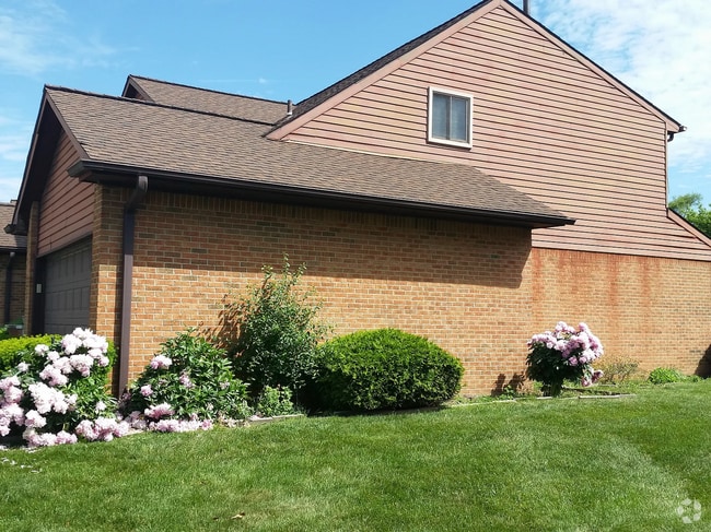 Building Photo - 3898 Old Creek Rd Rental