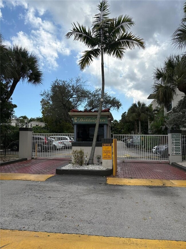 Photo - 6900 N Kendall Dr Unit A102