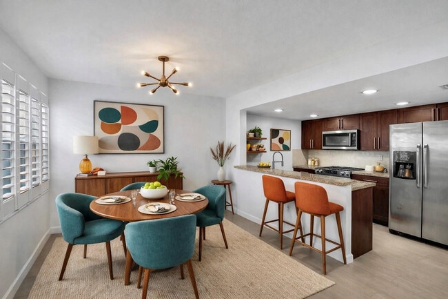 Building Photo - 4550 SW 68th Ct Unit 54-8