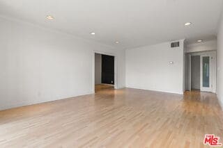 Photo - 8550 Holloway Dr