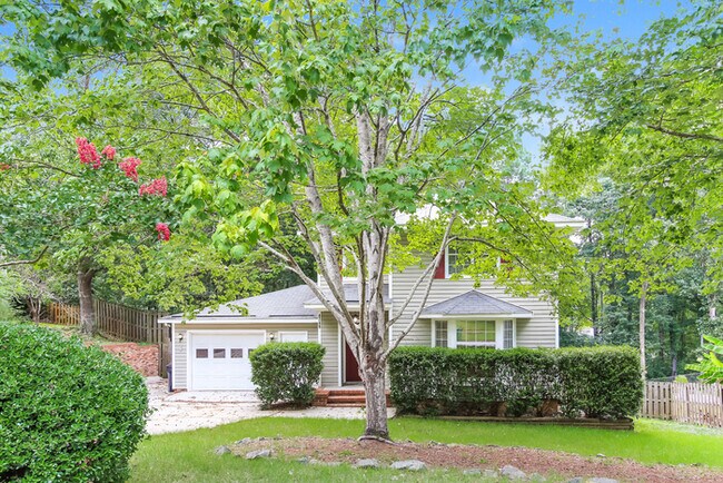 Beautiful 3 Bedroom Home - Beautiful 3 Bedroom Home