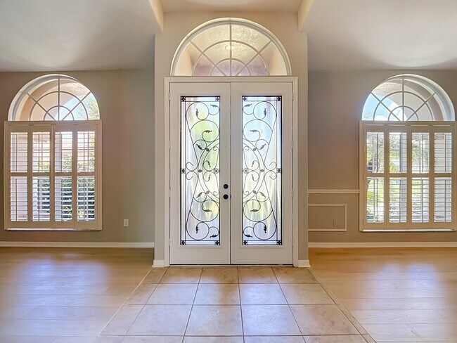 Photo - 10103 Newham Way