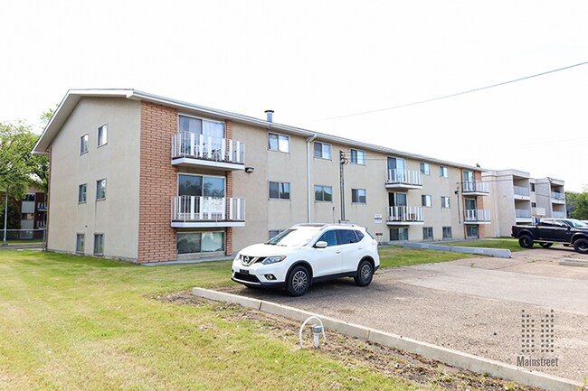 Photo - NAITside Court III Apartments