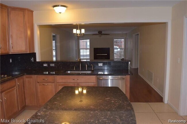 Photo - 28431 Carlton Way Dr