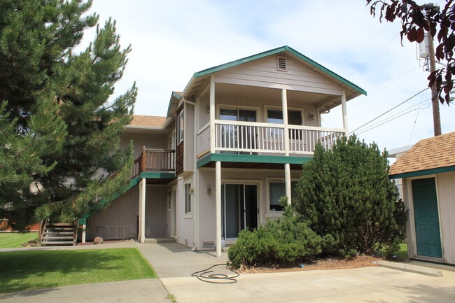 Photo - 503 River Ave Unidad A