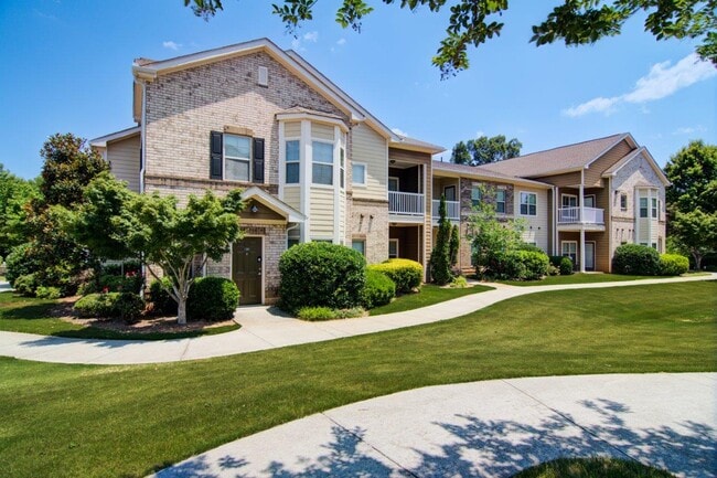 Building Photo - Estates at McDonough Apartment Homes
