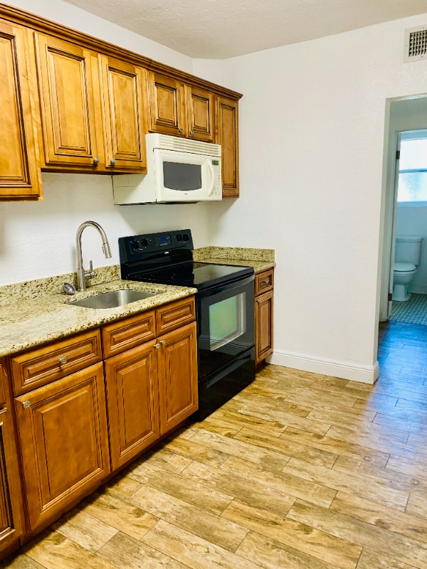 Photo - 7 Oak St Unit 106