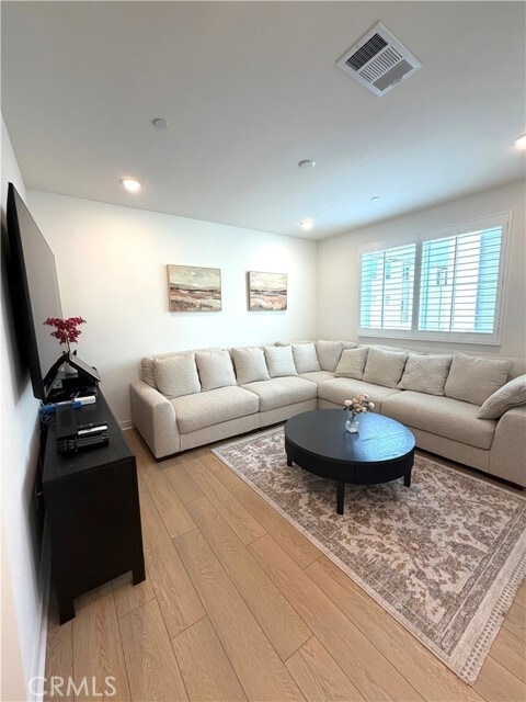 4254 Jasmine Ln