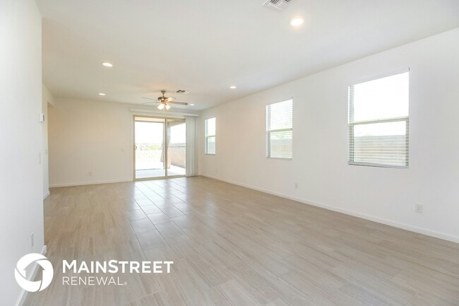 Photo - 4386 Greenleaf Dr