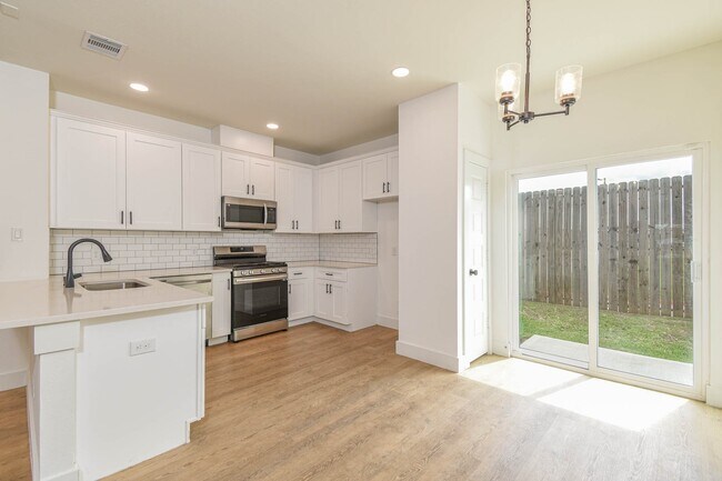 Photo - 16571 Oasis Glade Dr