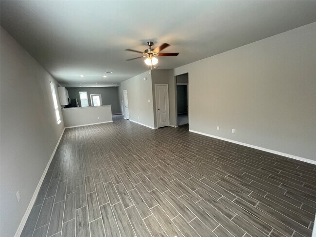 946 Redinger Ridge Dr