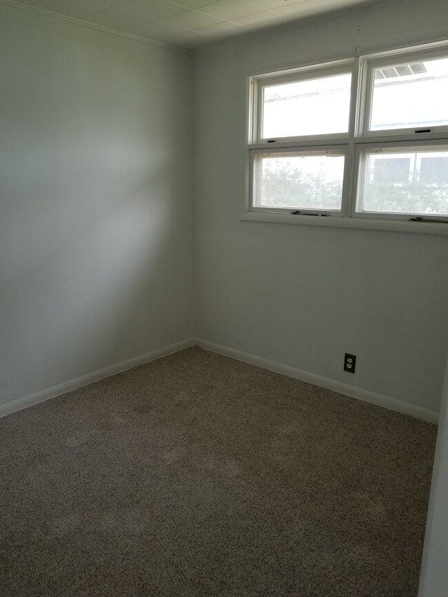 Fotografía del edificio - 315 Elm St Unidad B