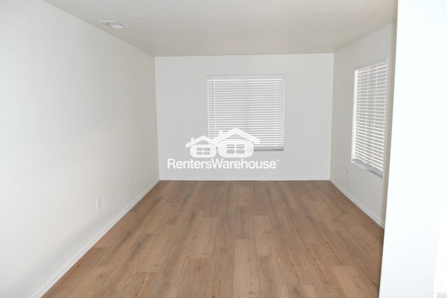 Photo - 10426 W Oregon Ave