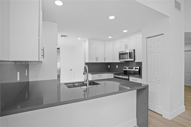 Photo - 9354 Arborwood Cir