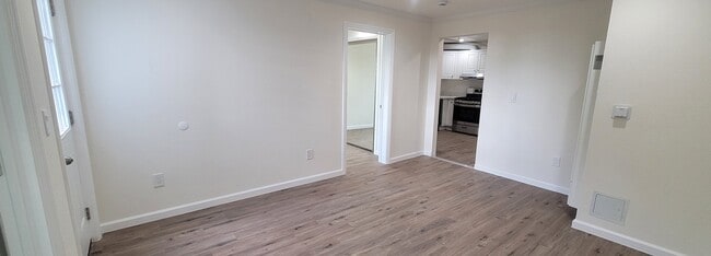 Loving/Dining Room - 648 10th Ave Unit Renovated 1br 1ba plus de