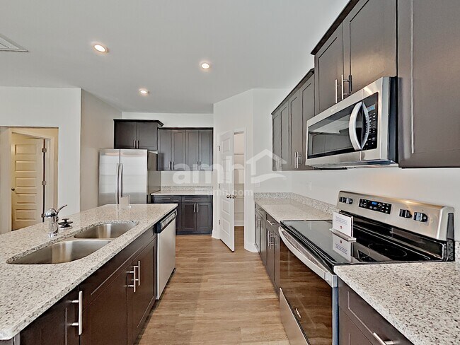 Photo - 5325 Tupelo St