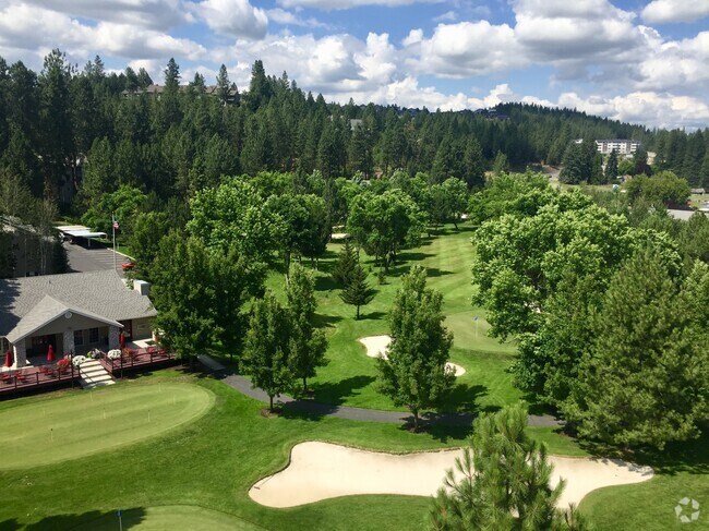 Clubhouse aerial - Pasadena Ridge Rental