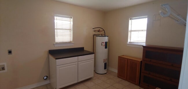 Photo - 8525 Sunflower Ln