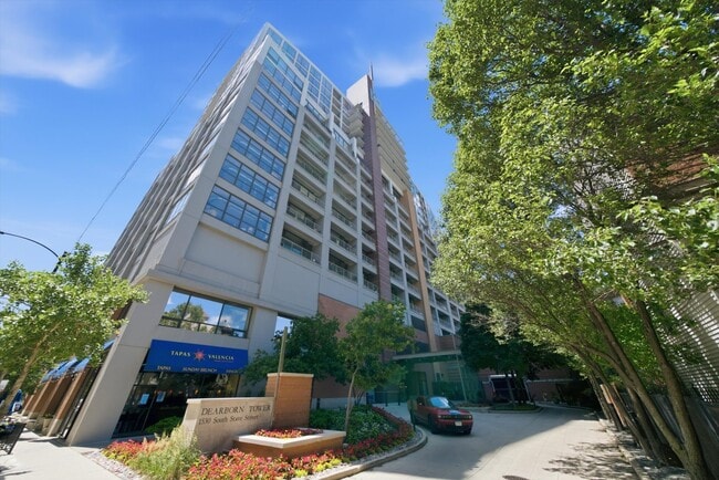 Building Photo - 1530 S State St Unit 907