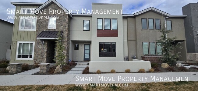 Photo - 3213 S Shadywood Way