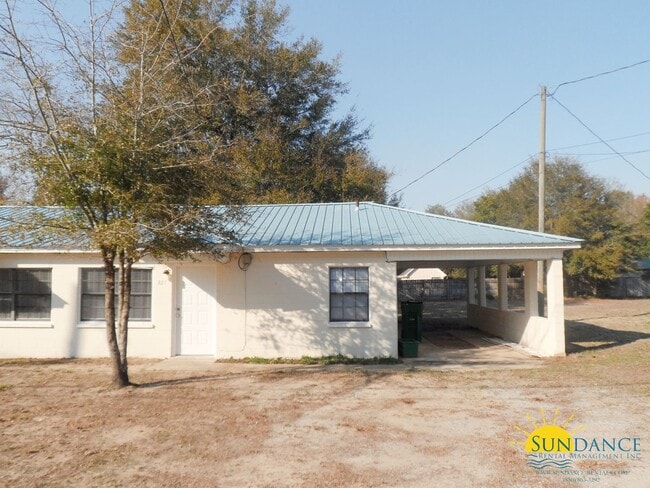 Building Photo - 2 Bedroom Unit In Fort Walton Beach!