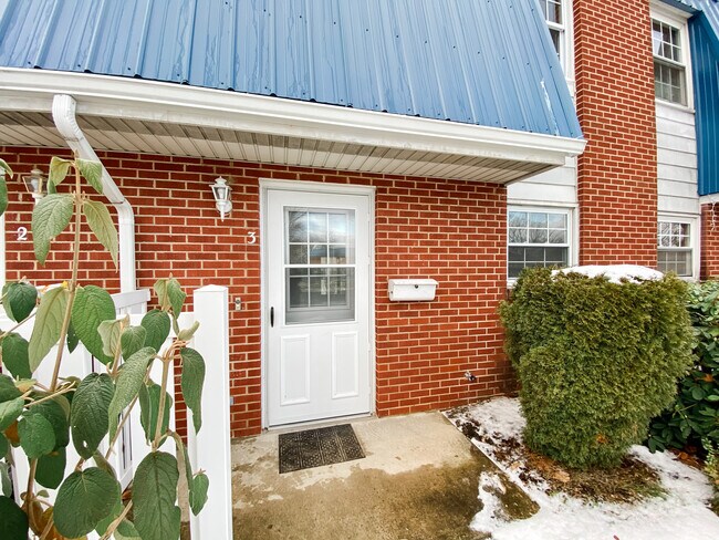 Photo - 1030 Tener St Townhome