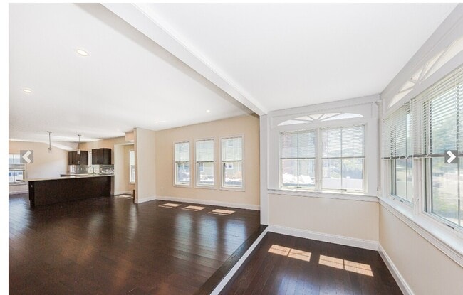 Photo - 120 Jerome St