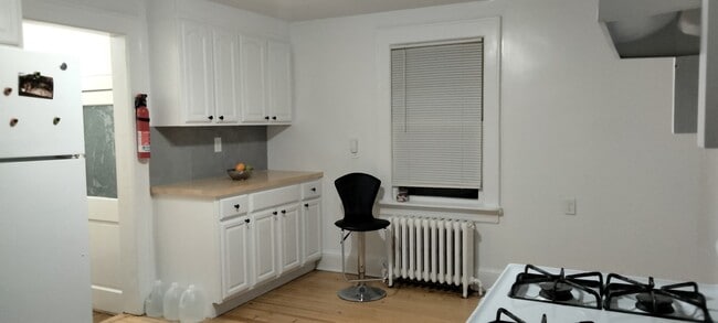 Photo - 39 Nordhoff Pl