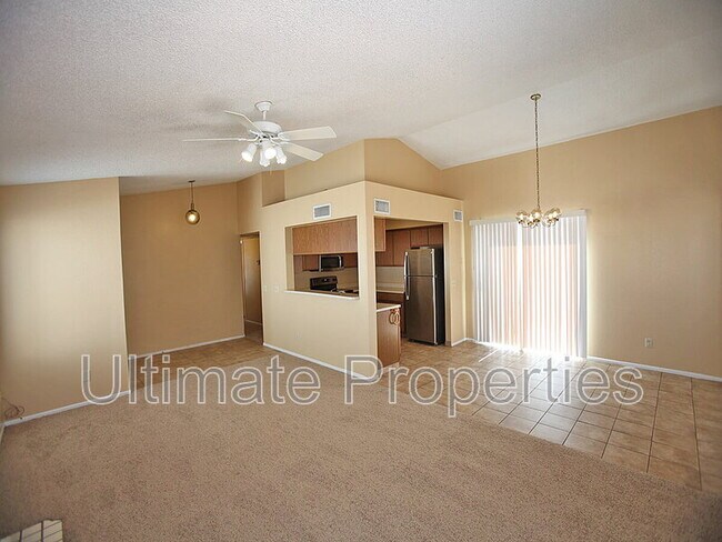 8832 W St John Rd