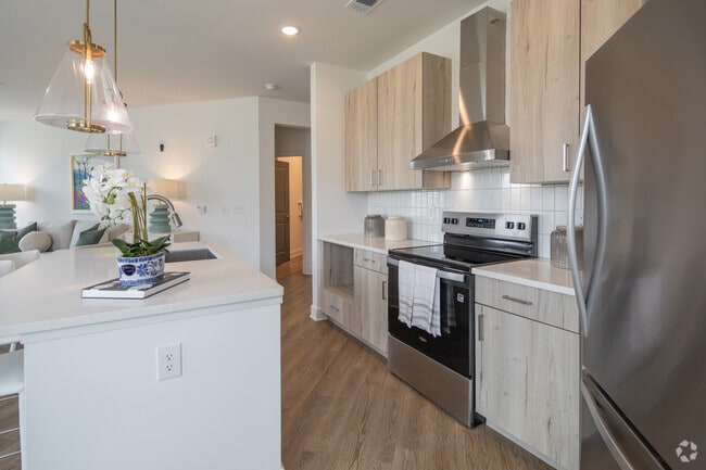 2BR, 2BA - 1,208SF - Kitchen