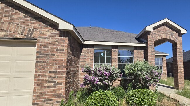 Building Photo - 6206 Taree Loop Rental