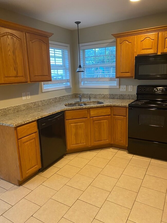 Photo - 3 Bedroom 2 Bath Home in Valley View
