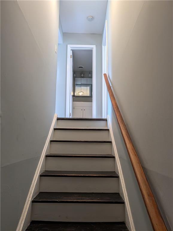 Photo - 201 Peyton Pl SW