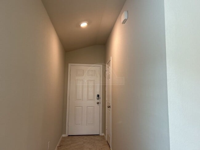 Photo - 1319 Iron Horse Dr