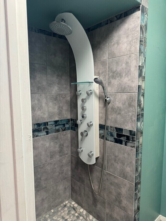 Photo - 2302 45th St