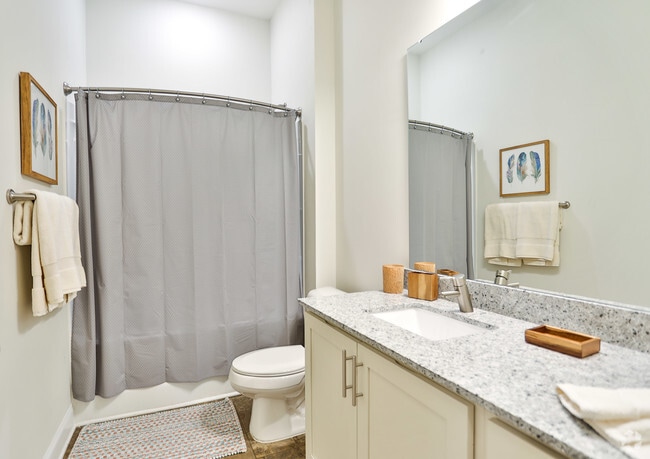 2HAB, 2BA - Lexington - Lodge at Lake Wylie