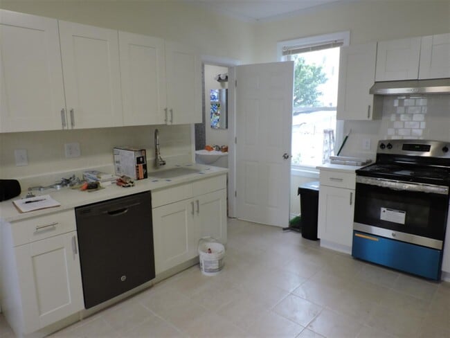 Photo - 47 Dane St Apartment Unit #2