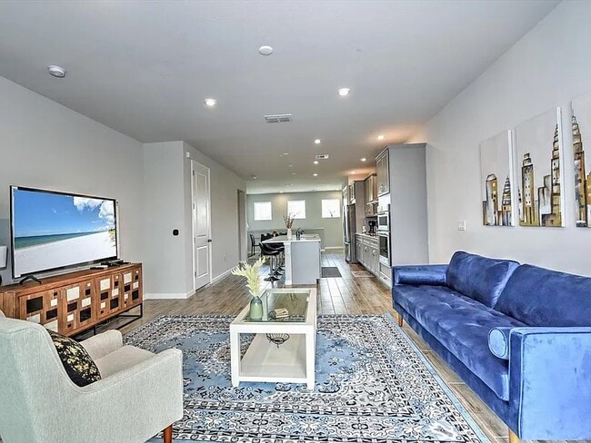 Photo - 4713 Arboretum Cir Unit #202