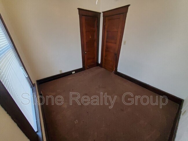 Photo - 19 N 12th St Unit 4