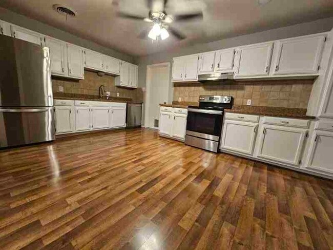 Photo - 3773 Georgetown Dr