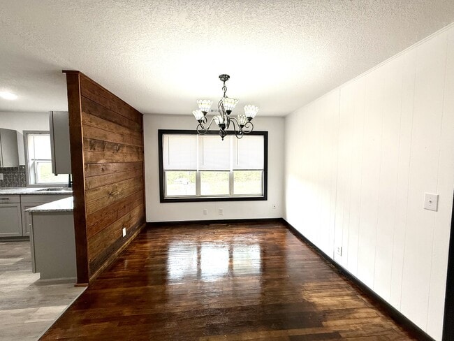 Photo - 1125 Easy St