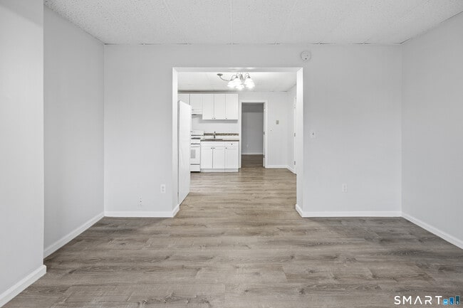 Photo - 70 Center St