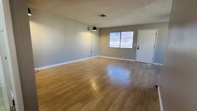 Photo - 5282 S Maryland Pky Unit D