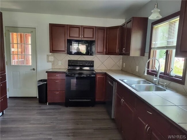 Photo - 3669 5th St Unit Front