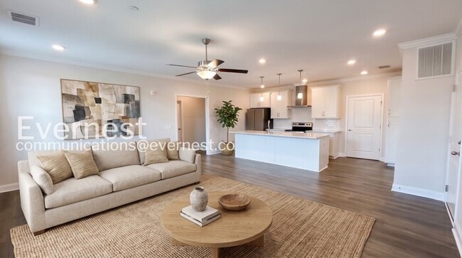 Photo - 828 Goswell Dr Unit 4