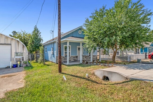 Photo - 16961 W Hammon