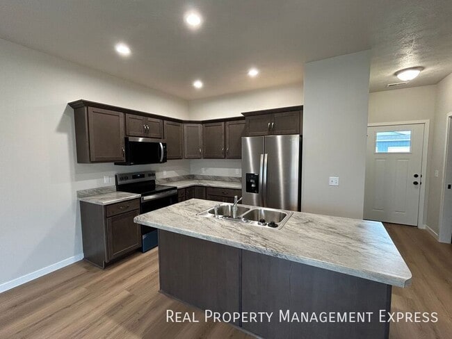 Photo - Beautiful 2 Bed Townhome in Sioux Falls