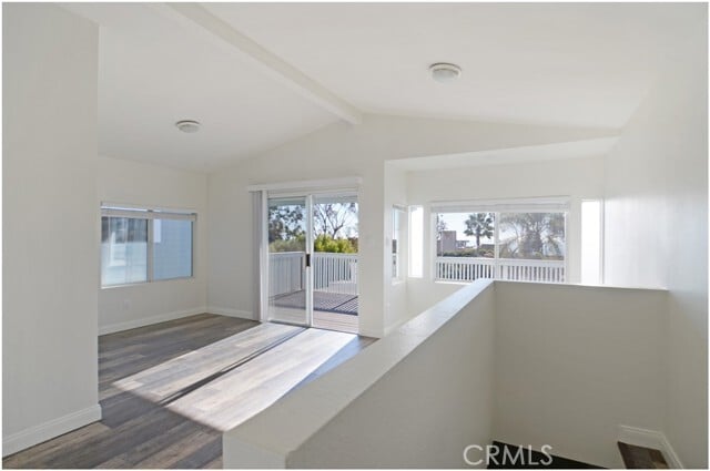 Photo - 31725 Virginia Way