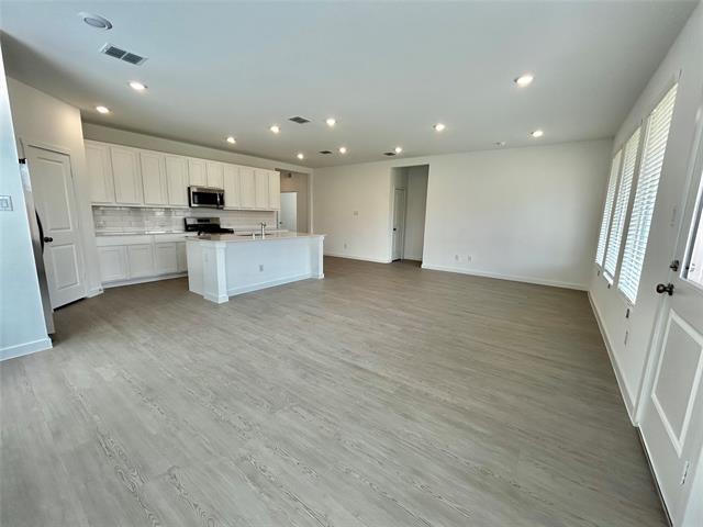 Photo - 326 Sedalia Trl